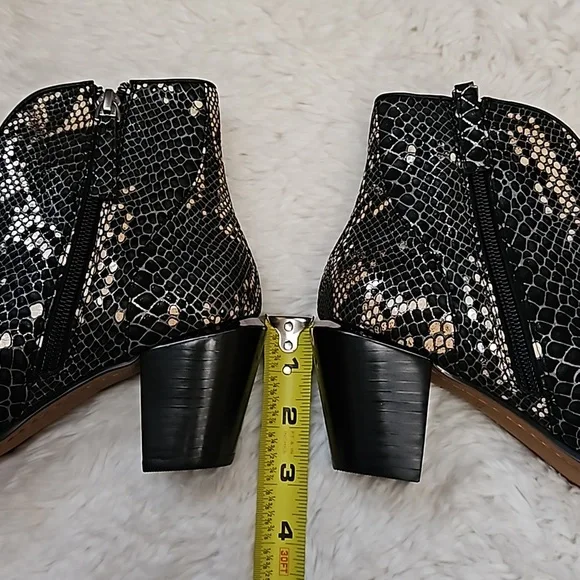*SOLD* Paolo Westly Black Platinum Snake Print Leather Booties, size 6, NEW, NWB - Picture 14 of 16